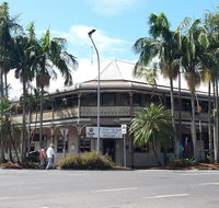The Middle Pub - Accommodation Brunswick Heads