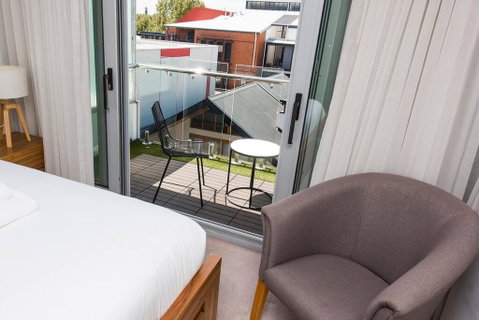 The Nest - Modern Room In Northbridge With Roof Terrace - Accommodation Brunswick Heads 1
