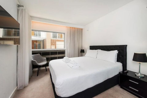 The Nest - Smart Suite On Newcastle St With Rooftop Views - Accommodation Brunswick Heads 0