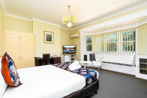The North Shore Hotel - Accommodation Brunswick Heads 2