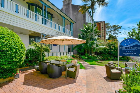 The North Shore Hotel - Accommodation Brunswick Heads 1