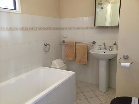 The Nosh & Nod - Howick Street - Accommodation Brunswick Heads 1