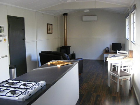 The Old School House BnB - Accommodation Brunswick Heads 2
