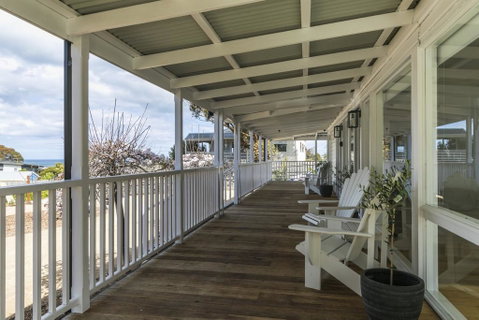 The Summer House Retreat Torquay - Accommodation Brunswick Heads 1