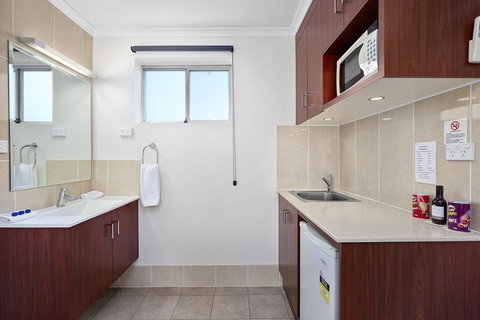 Thunderbird Motel Yass - Accommodation Brunswick Heads 3