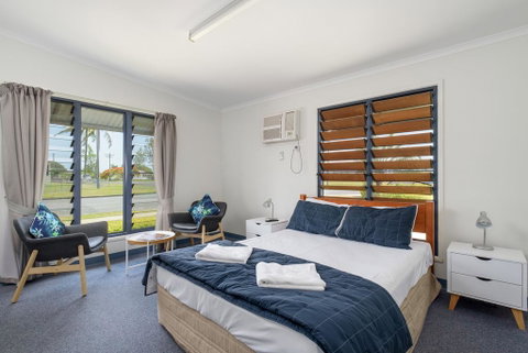 Tin Can Bay's Sleepy Lagoon Motel - Accommodation Brunswick Heads 1