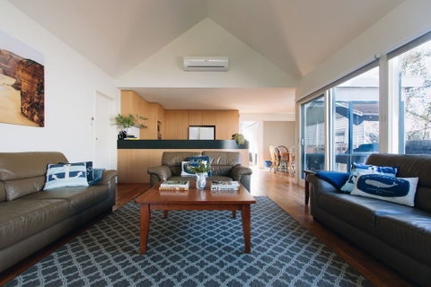 Torquay Retreats Aus - Eighteen Beach - Accommodation Brunswick Heads 2