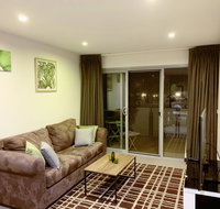Tranquil Relaxing Forrest Style Apartment - Braddon CBD - Accommodation Brunswick Heads