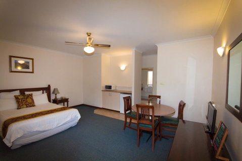Tree Top Walk Motel - Accommodation Brunswick Heads 3