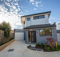 Trendy sweet home 4BedsBlackburn South - Accommodation Brunswick Heads