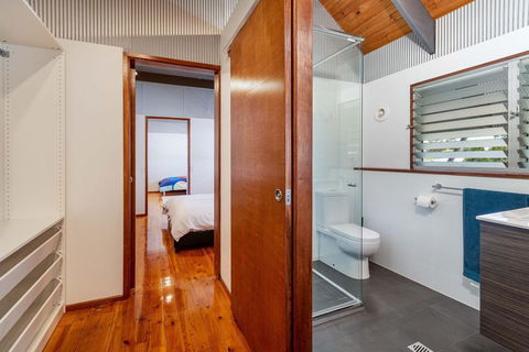 Unique Getaway 300m To Bribie Foreshore, Bongaree - Accommodation Brunswick Heads 2