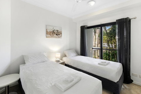 Unrivaled Ocean And City Views From Resort Style 3bed With Garden - Accommodation Brunswick Heads 1