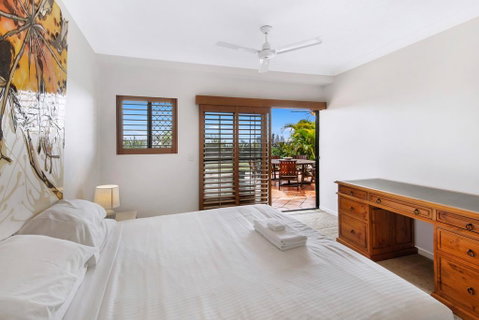 Unrivaled Ocean And City Views From Resort Style 3bed With Garden - Accommodation Brunswick Heads 3