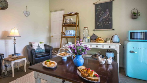 Vicarage View Cottage - Accommodation Brunswick Heads 0