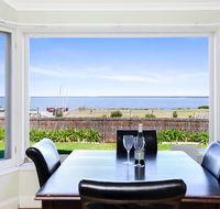 Victor Harbor Beachfront Bliss  WiFi - Accommodation Brunswick Heads
