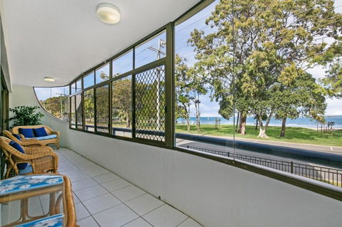 Views, Pool, Air Conditioning - Karoonda Sands Welsby Pde, Bongaree - Accommodation Brunswick Heads 0