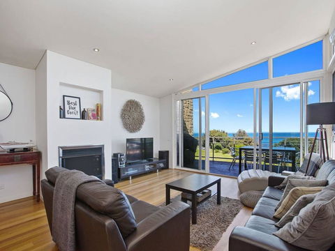 VILLA SARINA - Beautiful Villa In Skenes Creek - Accommodation Brunswick Heads 3