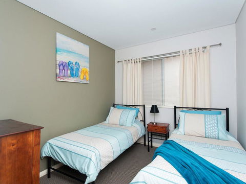 Villa Serene @ Fingal Bay - Accommodation Brunswick Heads 1