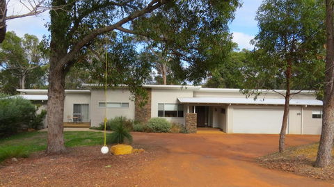 Vintners - More Space For You To Enjoy! - Accommodation Brunswick Heads 2