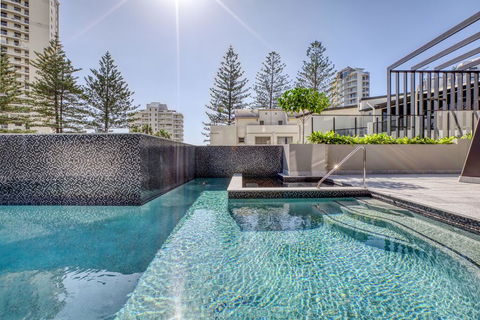 Vue Broadbeach - Accommodation Brunswick Heads 2