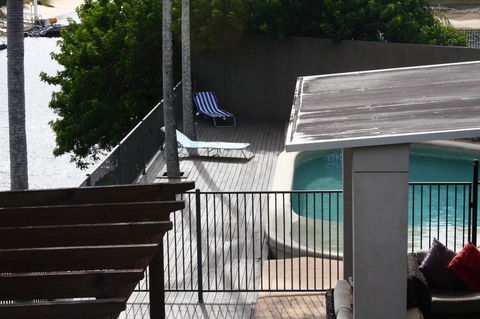 Water Front Room - Accommodation Brunswick Heads 3