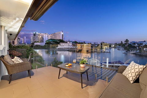 Waterfront Boutique Apartment - Personal Concierge - Accommodation Brunswick Heads 2