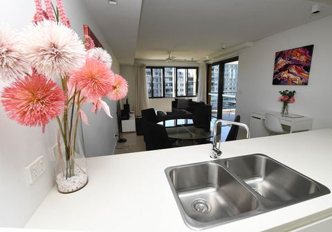 WATERFRONT DARWIN TROPICAL DELIGHT - Accommodation Brunswick Heads 0