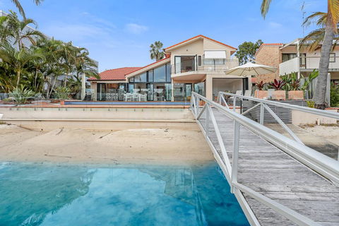 Waterfront Luxury, Noosa Heads - Accommodation Brunswick Heads 1