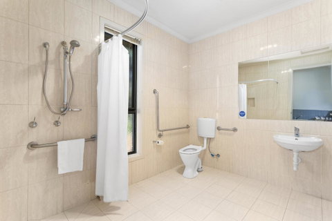 Quality Hotel Point Cook - Accommodation Brunswick Heads 1