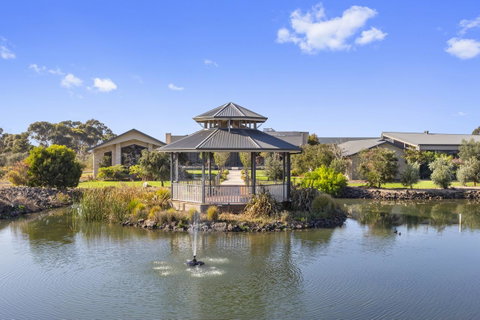 Quality Hotel Point Cook - Accommodation Brunswick Heads 42
