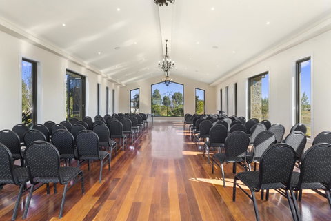 Quality Hotel Point Cook - Accommodation Brunswick Heads 3