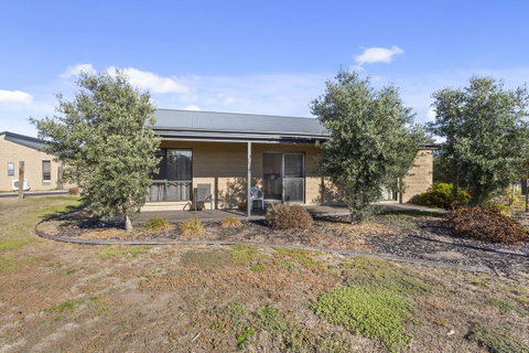 Quality Hotel Point Cook - Accommodation Brunswick Heads 23