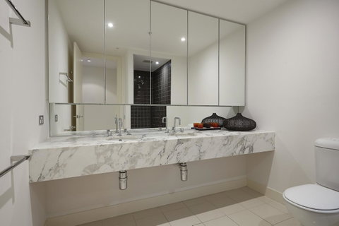 Melbourne Luxury Collection - Accommodation Brunswick Heads 29