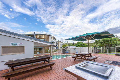 Whale Watch Ocean Beach Resort - Accommodation Brunswick Heads 2