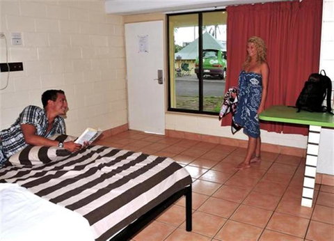Nomads Airlie Beach - Accommodation Brunswick Heads 5