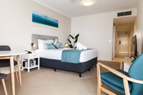 Ocean Views Resort Caloundra - Accommodation Brunswick Heads 12