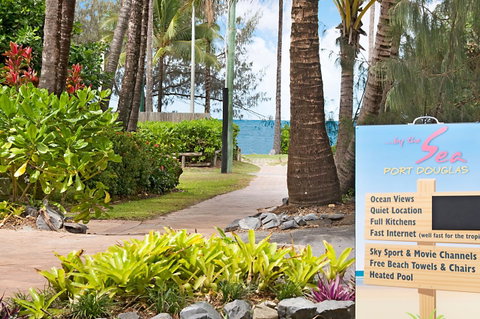 By The Sea Port Douglas - Accommodation Brunswick Heads 26