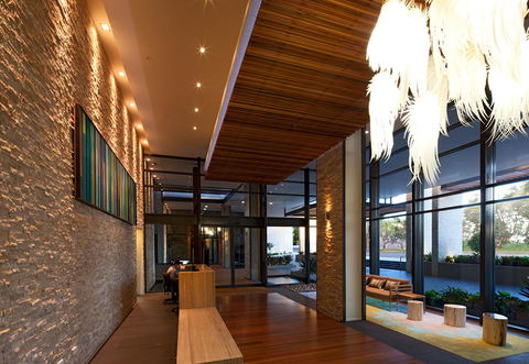 Oaks Redcliffe Mon Komo Suites - Accommodation Brunswick Heads 13