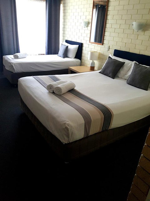 Twin Pines Motel - Accommodation Brunswick Heads 3