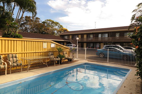 Twin Pines Motel - Accommodation Brunswick Heads 0