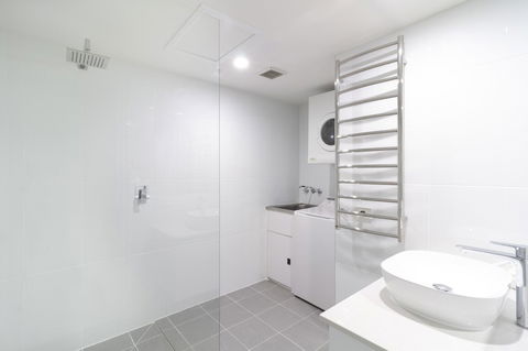 The White House Port Douglas - Accommodation Brunswick Heads 30