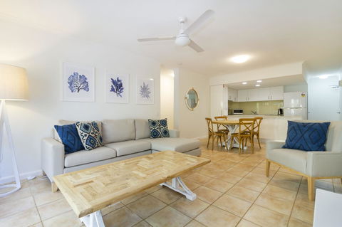 The White House Port Douglas - Accommodation Brunswick Heads 28