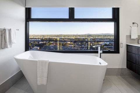 First Light Mooloolaba, Ascend Hotel Collection - Accommodation Brunswick Heads 4