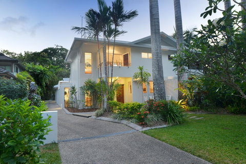 [ ANDY'S BEACH HOUSE ] - Accommodation Brunswick Heads 4