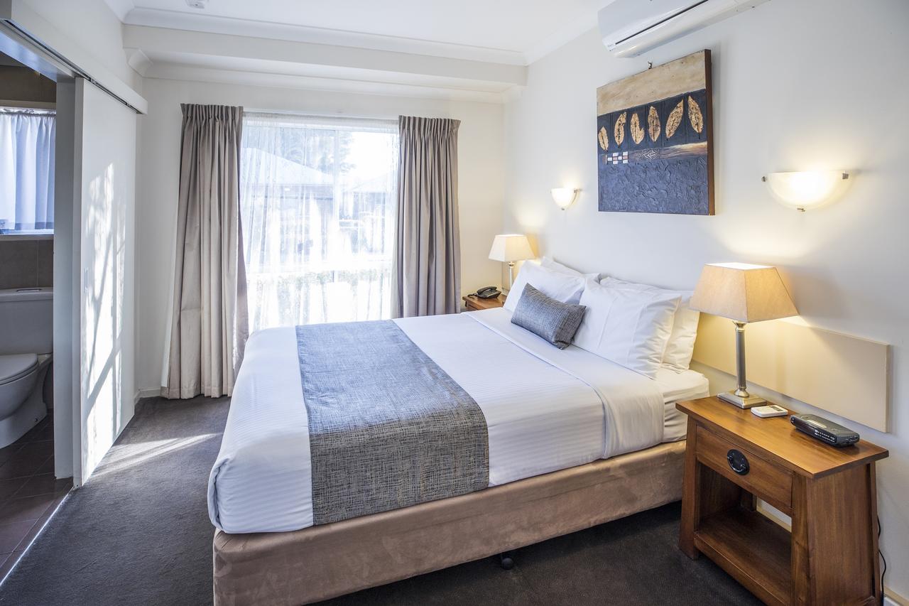 Emerald QLD Accommodation Brunswick Heads