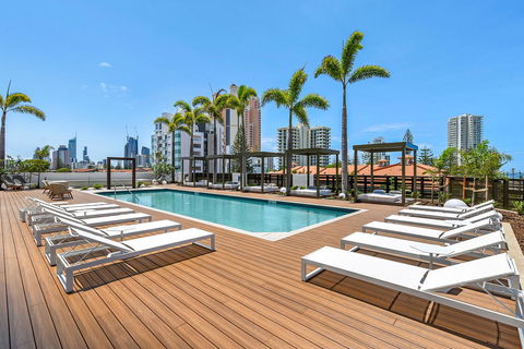 Qube Broadbeach - Accommodation Brunswick Heads 30