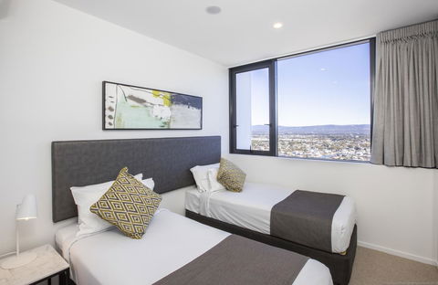 Qube Broadbeach - Accommodation Brunswick Heads 2