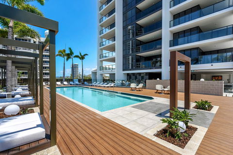 Qube Broadbeach - Accommodation Brunswick Heads 0