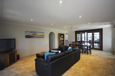 Bribie Island Canal Holiday Destination! - Accommodation Brunswick Heads 3