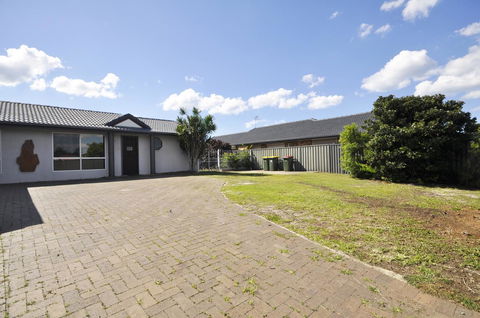 Bribie Island Canal Holiday Destination! - Accommodation Brunswick Heads 2